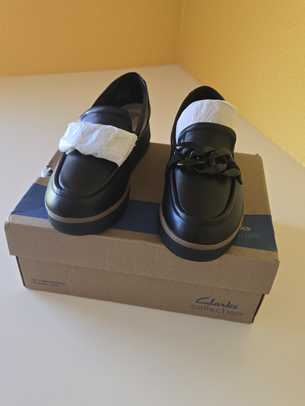 CLARKS Zylah May Casual Shoes Women's Size US 7.5 W Black Leather 26180109 - Picture 4 of 14